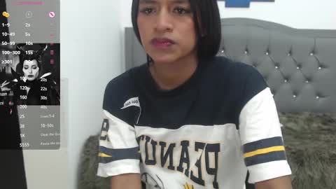 Snapshot of enyelin chatting on October 21, 2025, 12:28 pm Enyenlina online show from October 21, 2025, 12:28 pm