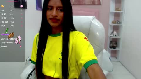 Snapshot of enyelin chatting on November 8, 2025, 12:00 am Enyenlina online show from November 8, 2025, 12:00 am