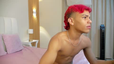 enzo_carter online show from October 1, 2025, 3:40 pm