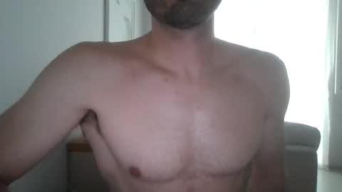 enzoleozi1991 online show from January 1, 2025, 5:11 pm