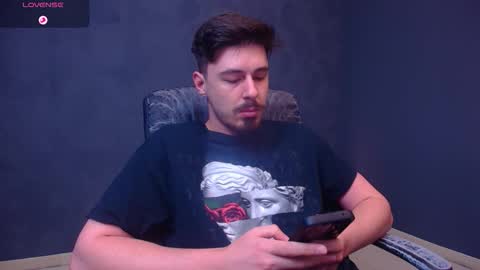 EnzoRace online show from January 7, 2026, 5:43 am