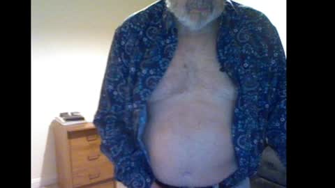 Snapshot of erasmus_d chatting on January 17, 2025, 6:33 pm erasmus_d online show from January 17, 2025, 6:33 pm