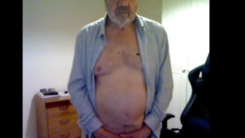 Snapshot of erasmus_d chatting on January 22, 2025, 6:31 pm erasmus_d online show from January 22, 2025, 6:31 pm