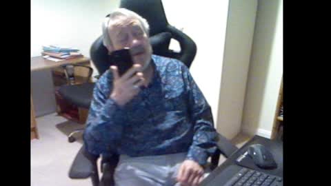 Snapshot of erasmus_d chatting on February 7, 2025, 6:02 pm erasmus_d online show from February 7, 2025, 6:02 pm