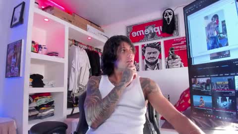 Snapshot of eren_blade_ chatting on October 29, 2025, 8:54 pm Tht BOSS Eren online show from October 29, 2025, 8:54 pm