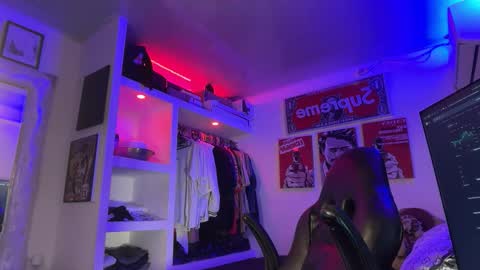 Tht BOSS Eren online show from March 25, 2026, 3:56 am