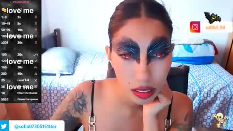 sofia online show from November 12, 2025, 7:57 pm