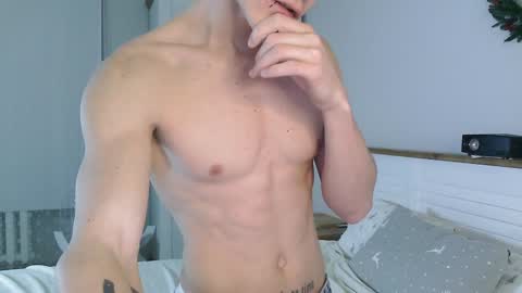 Snapshot of eric_crush chatting on December 20, 2024, 3:36 am Eric Crush online show from December 20, 2024, 3:36 am