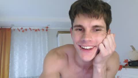 Snapshot of eric_crush chatting on October 8, 2025, 4:21 am Eric Crush online show from October 8, 2025, 4:21 am