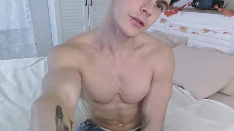 Snapshot of eric_crush chatting on October 28, 2025, 4:27 am Eric Crush online show from October 28, 2025, 4:27 am