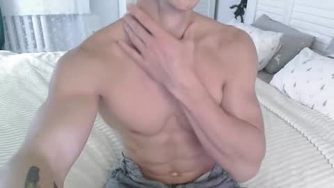 Snapshot of eric_crush chatting on December 18, 2025, 3:45 am Eric Crush online show from December 18, 2025, 3:45 am