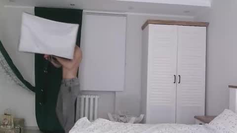 Snapshot of eric_crush chatting on February 2, 2026, 3:38 am Eric Crush online show from February 2, 2026, 3:38 am