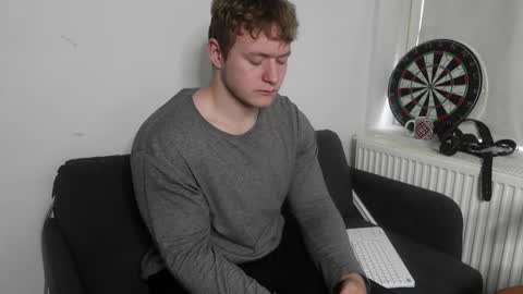    online show from September 21, 2025, 5:42 am