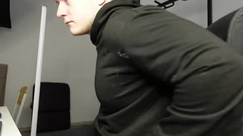    online show from November 11, 2025, 11:21 am