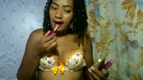 erica0586 online show from September 13, 2025, 8:14 am