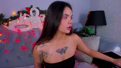 ericaevan online show from January 5, 2025, 12:10 pm