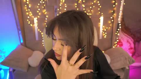 Erica online show from May 27, 2026, 6:54 am