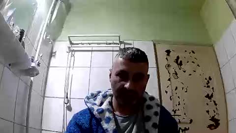 Snapshot of ericboy32 chatting on January 4, 2025, 1:10 am eric online show from January 4, 2025, 1:10 am