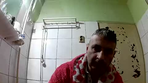 Snapshot of ericboy32 chatting on January 6, 2025, 11:29 am eric online show from January 6, 2025, 11:29 am