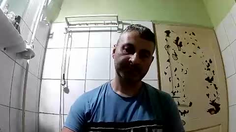 Snapshot of ericboy32 chatting on January 10, 2025, 9:53 pm eric online show from January 10, 2025, 9:53 pm