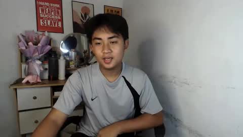 erick_cummer30 online show from May 31, 2026, 9:38 am