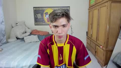 erick_de_rossee online show from February 5, 2026, 9:19 pm