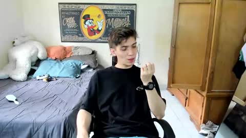 erick_de_rossee online show from March 30, 2026, 7:15 pm