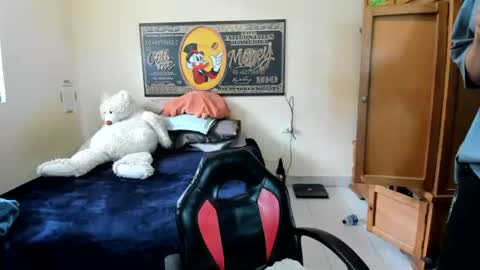 erick_de_rossee online show from July 3, 2026, 6:58 pm