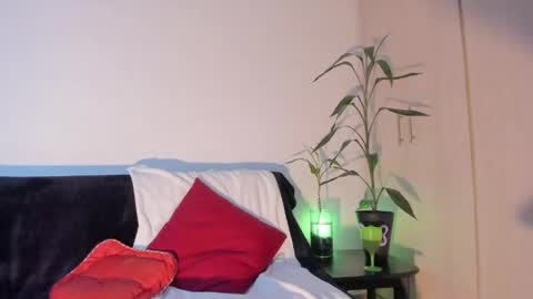 Snapshot of erickpritz_xh chatting on May 3, 2026, 11:33 pm erickpritz_xh online show from May 3, 2026, 11:33 pm