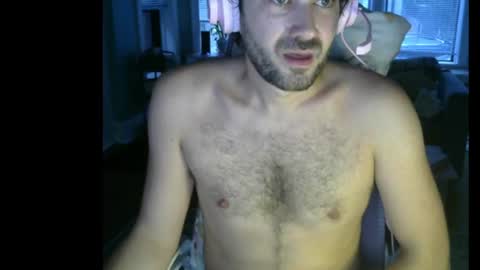 Snapshot of erictyrellx chatting on July 1, 2026, 1:29 am Eric Tyrell online show from July 1, 2026, 1:29 am