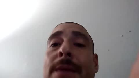 erik15516 online show from May 27, 2026, 9:17 am