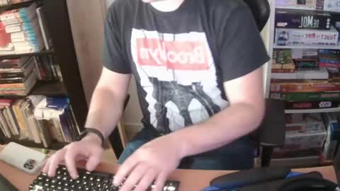 Erik Dapper online show from March 9, 2026, 7:45 am