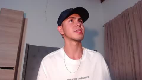 Erik rodriguez online show from June 17, 2026, 3:42 am