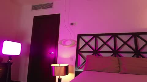 Venus Skye online show from September 13, 2025, 8:19 pm