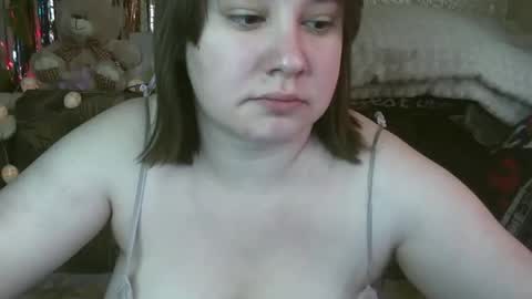Erika online show from May 16, 2026, 6:32 am