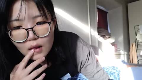 Erika online show from September 15, 2025, 1:38 am