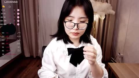 Erika online show from September 27, 2025, 3:55 am