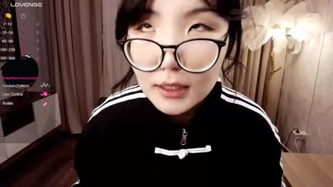 Erika online show from October 1, 2025, 2:17 am