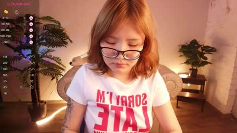 Erika online show from October 17, 2025, 2:26 am