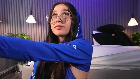 Eri  online show from February 13, 2026, 8:27 pm