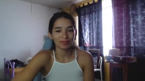 erina_1 online show from February 2, 2025, 3:39 pm