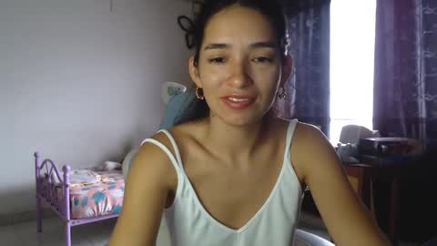 erina_1 online show from March 8, 2025, 5:22 pm