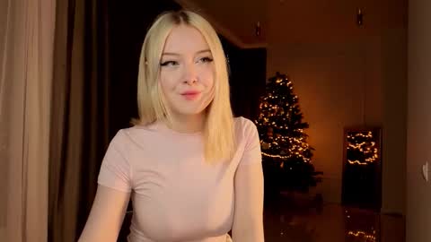 Chanel online show from February 25, 2026, 8:18 pm