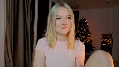 Chanel online show from February 27, 2026, 7:47 pm