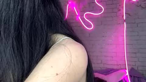 Snapshot of ernestinezalesky chatting on February 21, 2026, 11:00 am Nina online show from February 21, 2026, 11:00 am