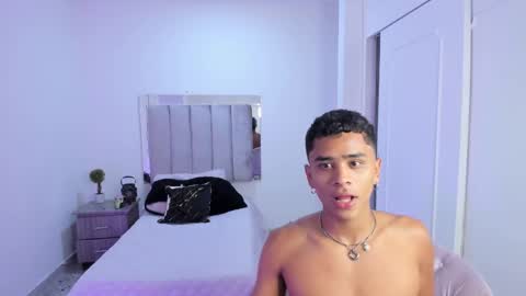 Snapshot of eros_wild chatting on February 22, 2025, 2:41 pm eros_wild online show from February 22, 2025, 2:41 pm