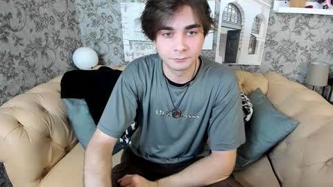 Snapshot of erospulse chatting on November 28, 2025, 11:46 am Hanzo online show from November 28, 2025, 11:46 am