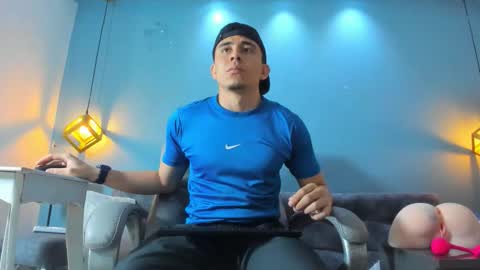 Eross online show from February 22, 2026, 3:21 pm