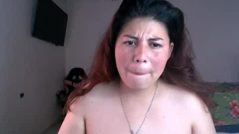 Snapshot of erotic_katia chatting on April 28, 2026, 5:51 pm Sara online show from April 28, 2026, 5:51 pm