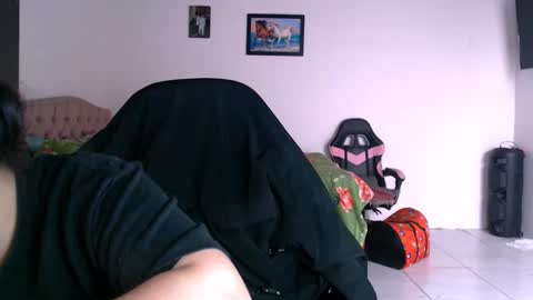 Snapshot of erotic_katia chatting on June 1, 2026, 6:31 pm Sara online show from June 1, 2026, 6:31 pm